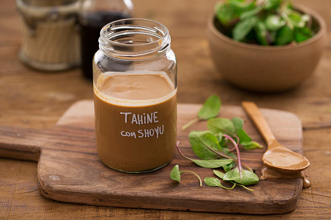 Molho de tahine com shoyu para salada - Panelinha